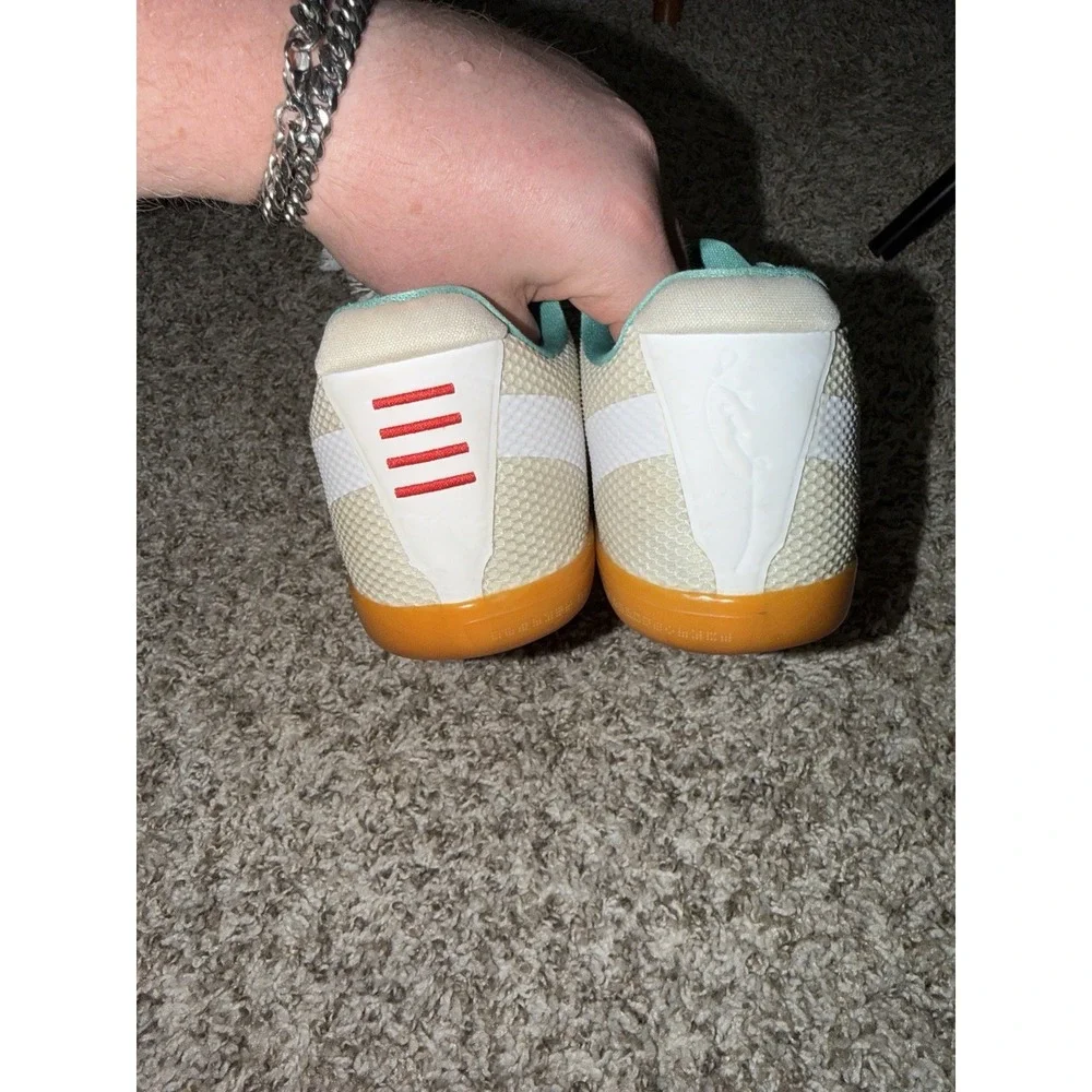 Size 10 - Nike Kobe 11 EM Low Summer 2016 Miami White Teal 836183-103‎